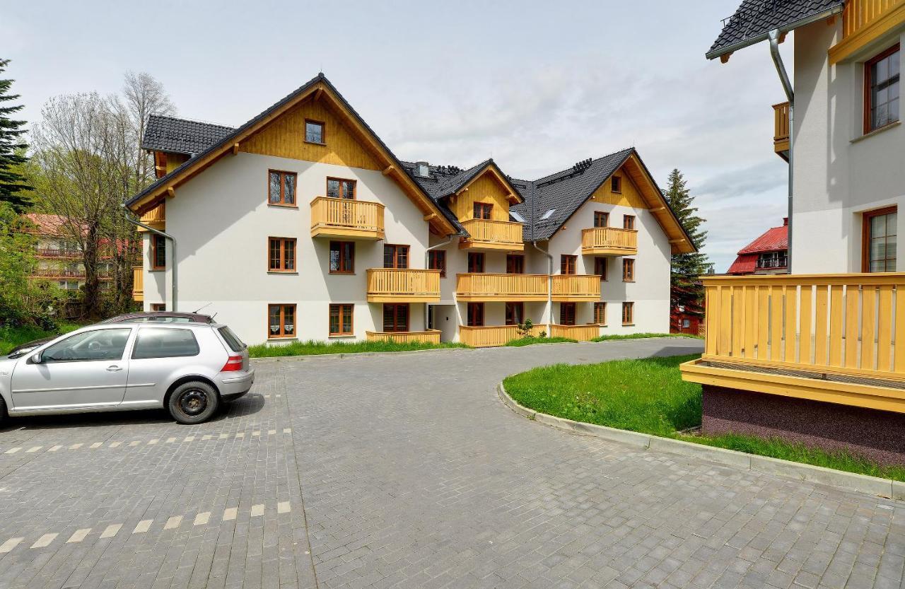 Karpacz4You "Przy Deptaku" Apartament Z Garazem 9,7 - Wiosna W Gorach 2025 Buitenkant foto